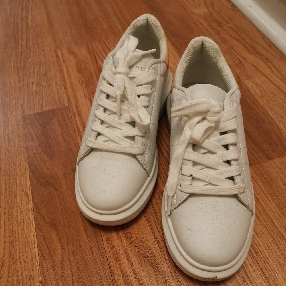 Domba Leather Sneakers White with Pink Accent